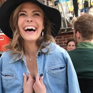 Meet your Posher, Christina